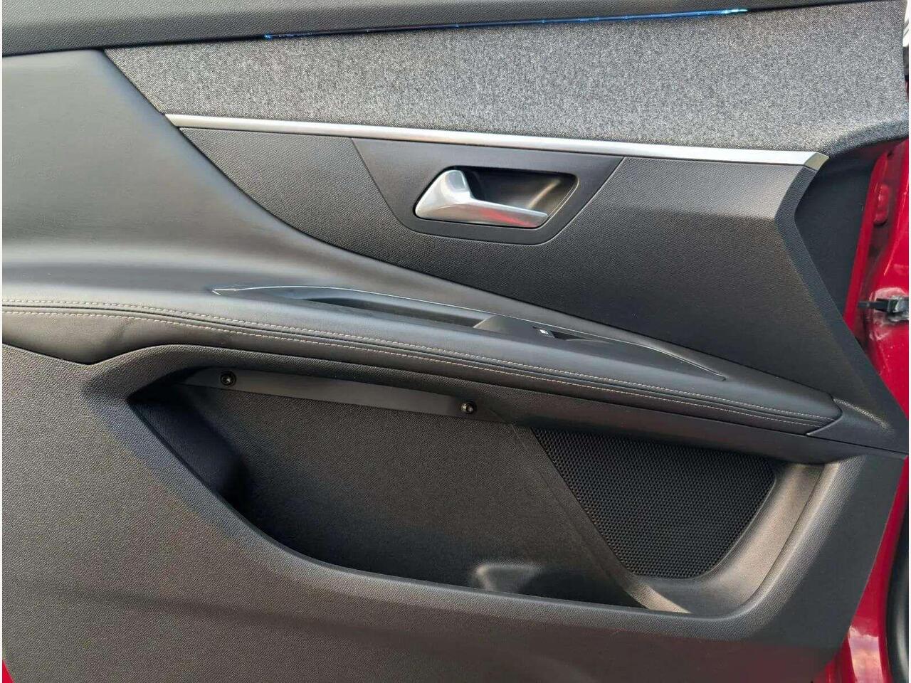 Peugeot 3008 HX68YMK Peugeot 3008 HX68YMK