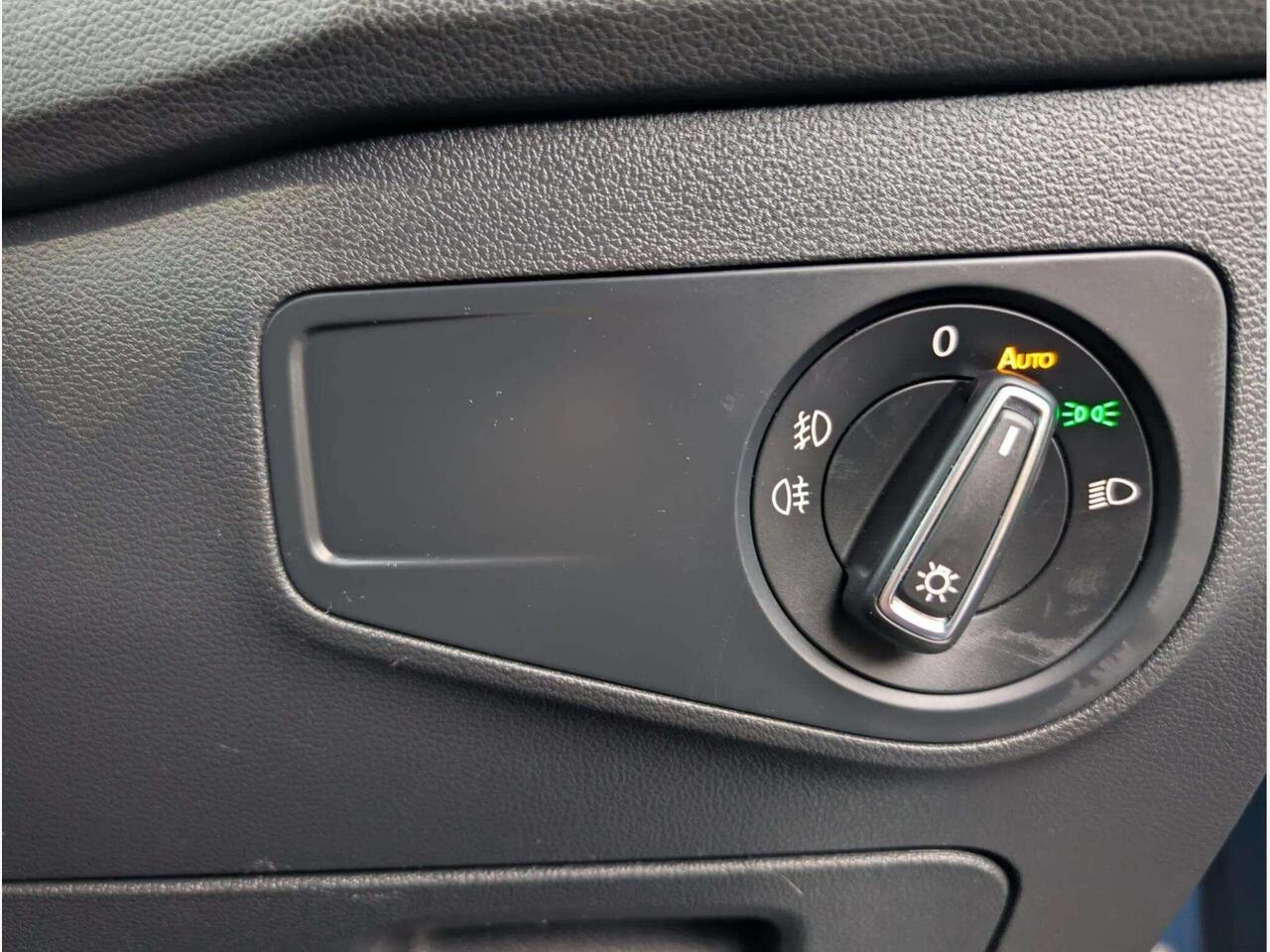 Volkswagen Tiguan KY17PVN