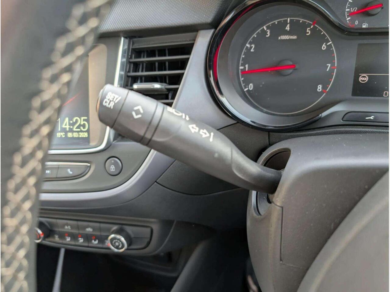 Vauxhall Crossland DL21LFG