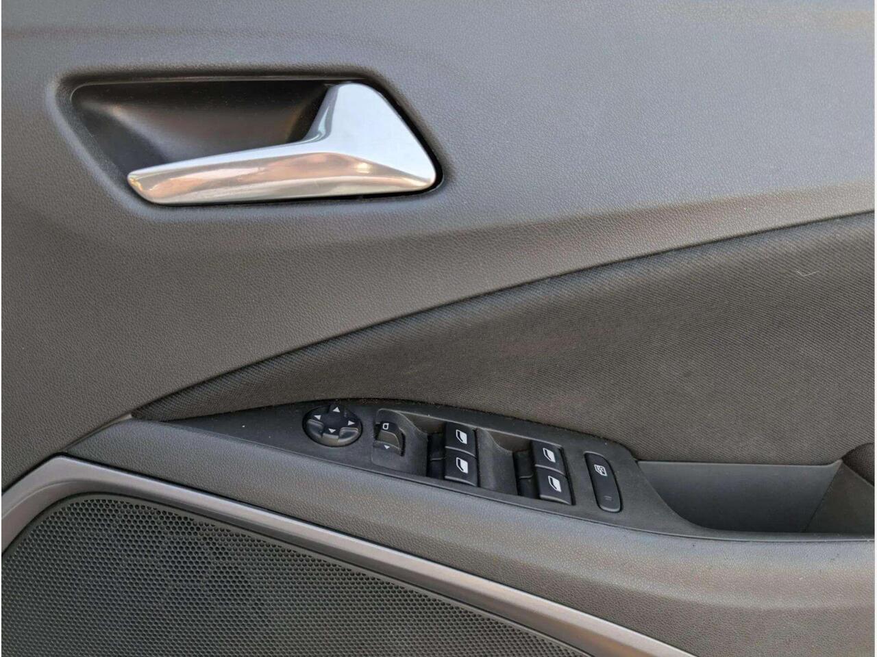 Vauxhall Crossland DL21LFG