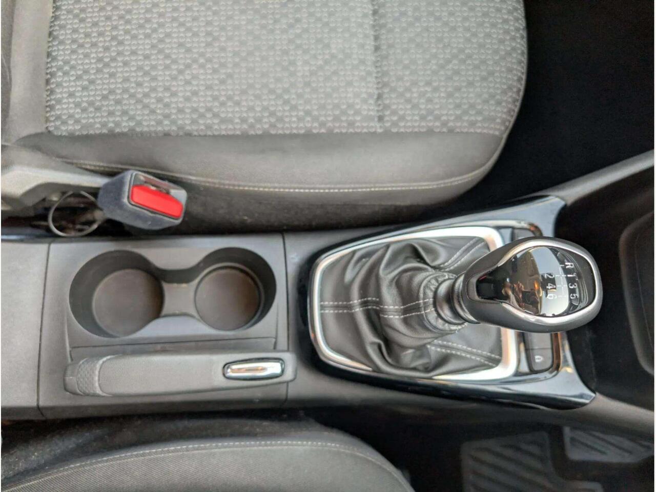 Vauxhall Crossland DL21LFG