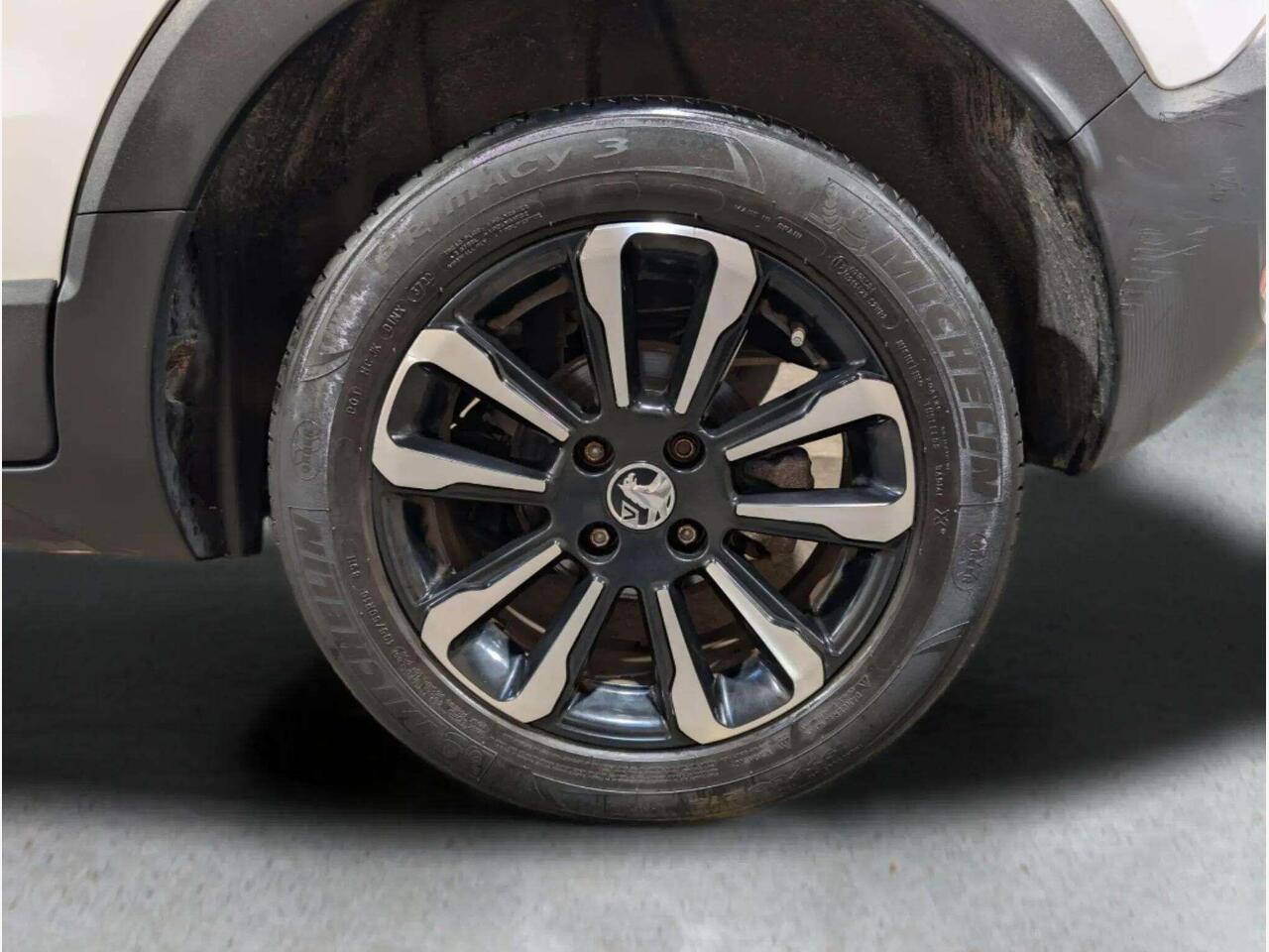 Vauxhall Crossland DL21LFG