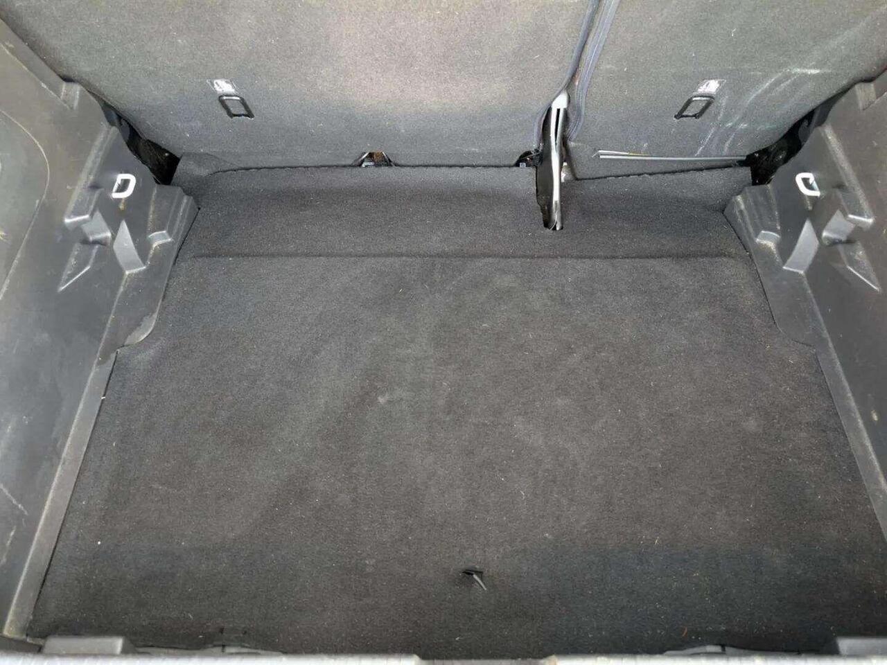 Vauxhall Crossland DL21LFG