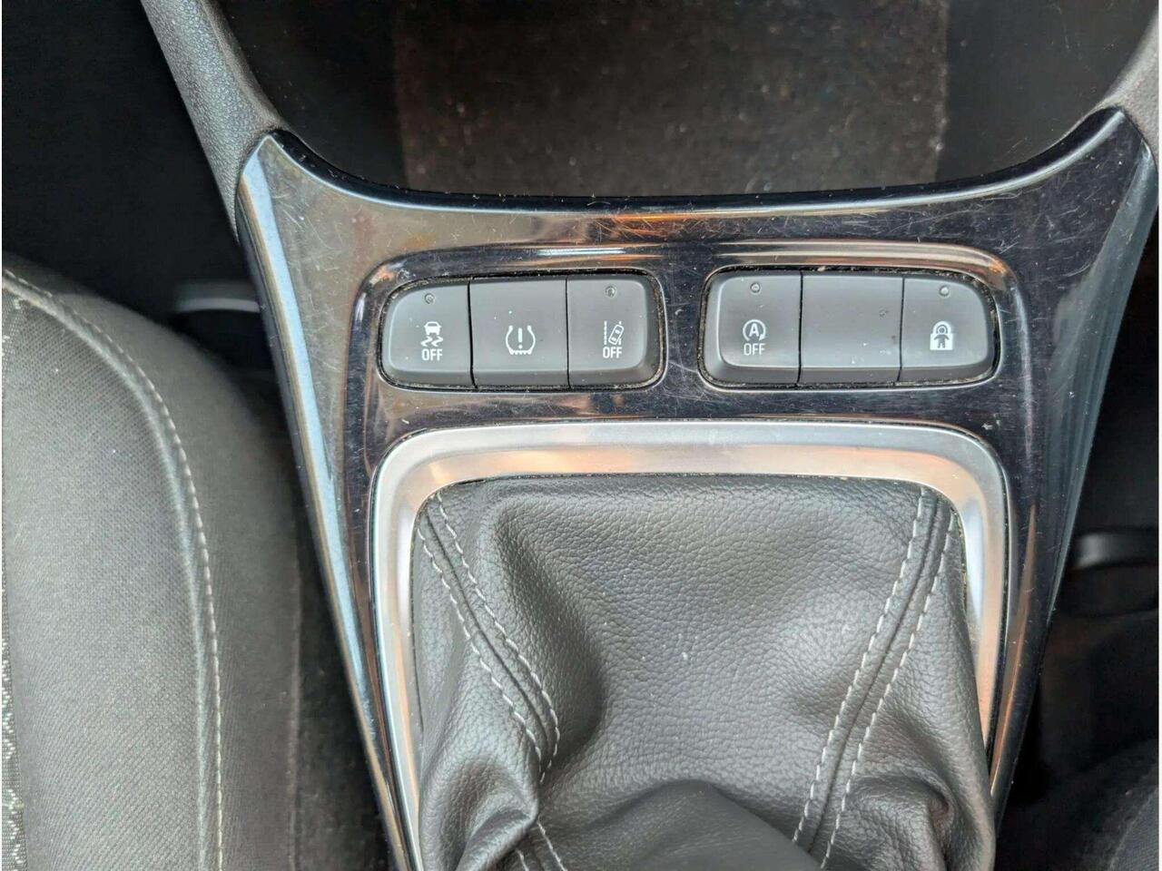 Vauxhall Crossland DL21LFG