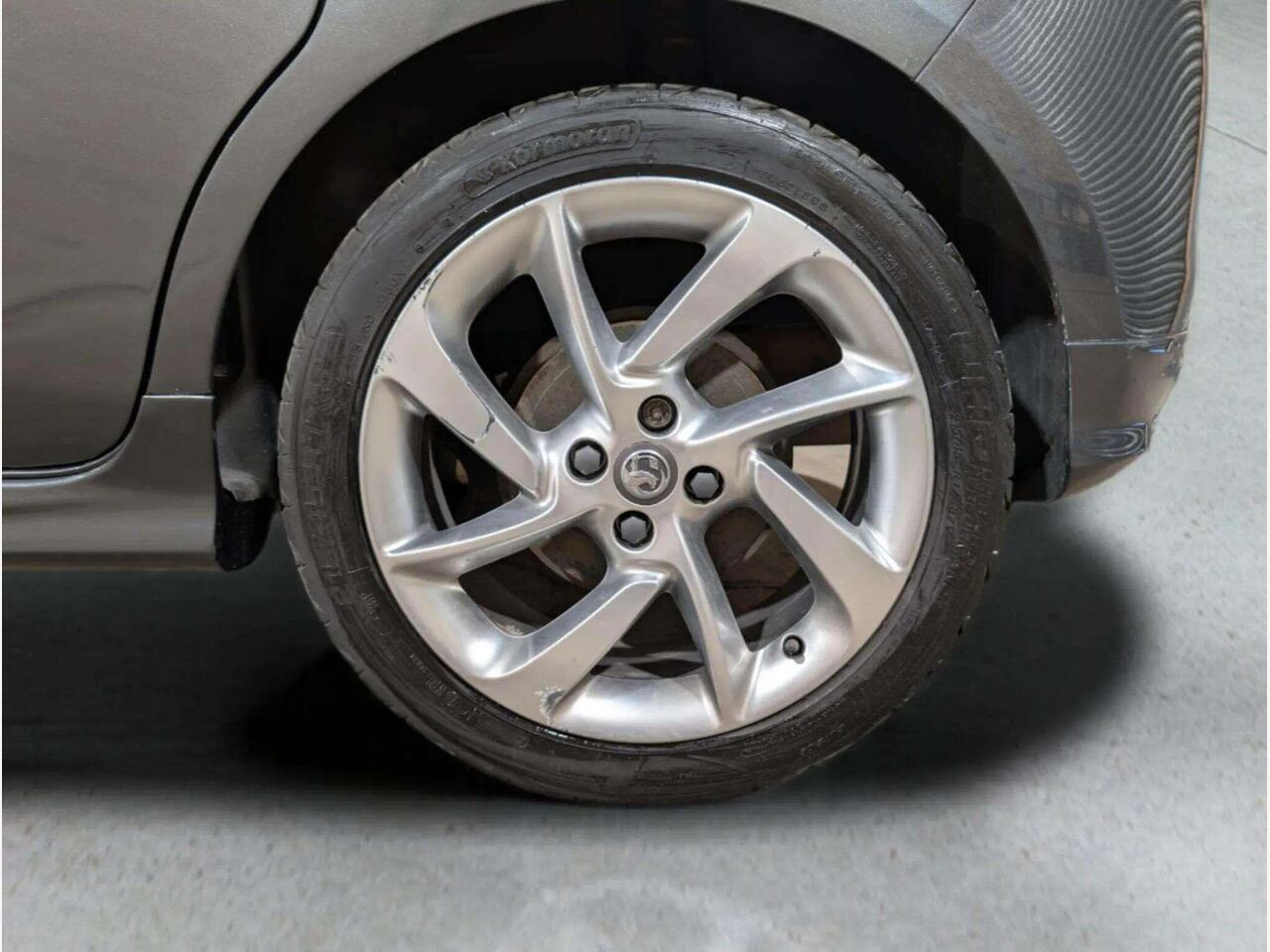 Vauxhall Corsa DT18OHY Vauxhall Corsa DT18OHY