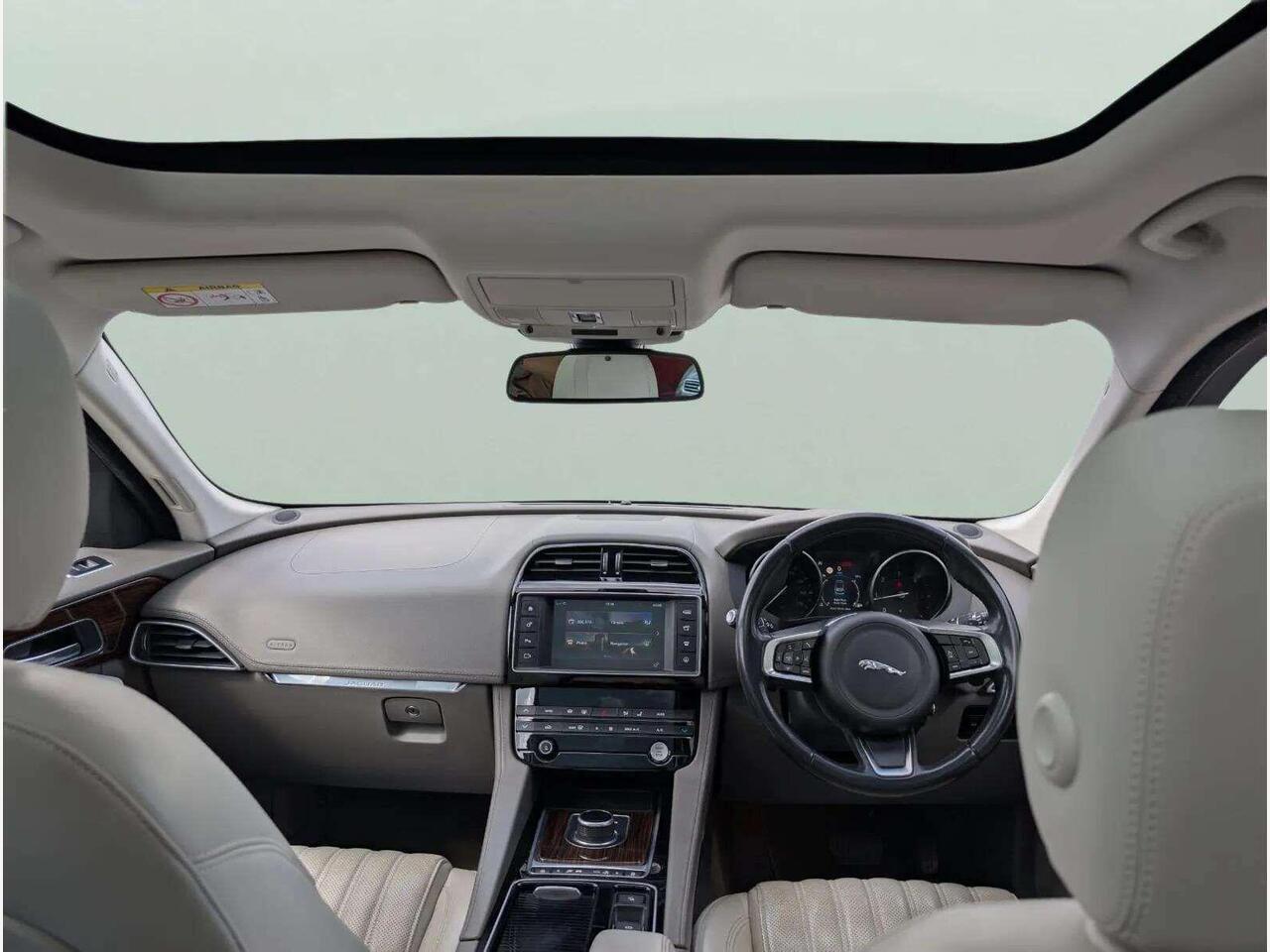 Jaguar F-PACE PJ17JUE