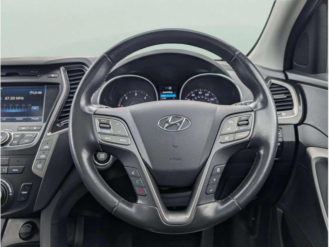 Hyundai Santa Fe KO14MXJ