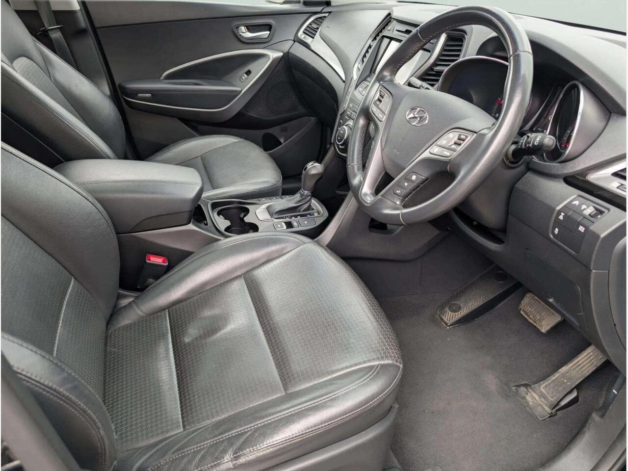 Hyundai Santa Fe KO14MXJ