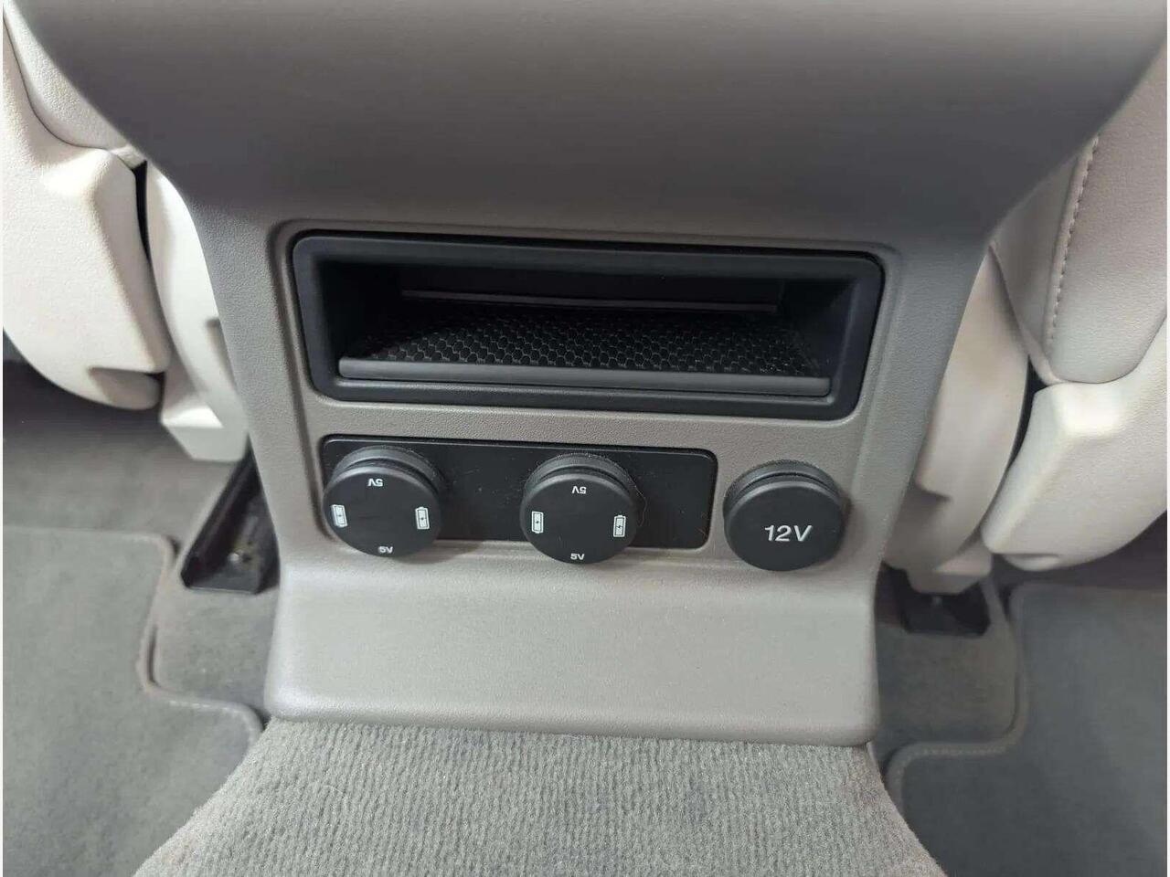 Jaguar F-PACE PJ17JUE