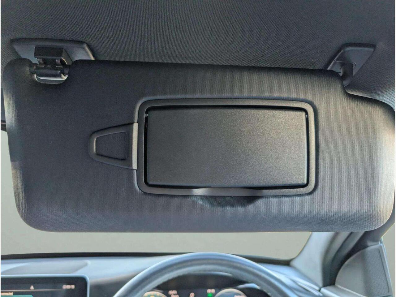 Mercedes-Benz C Class KM69GHB