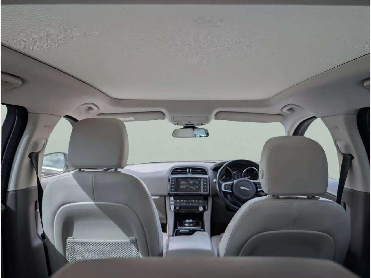 Jaguar F-PACE PJ17JUE