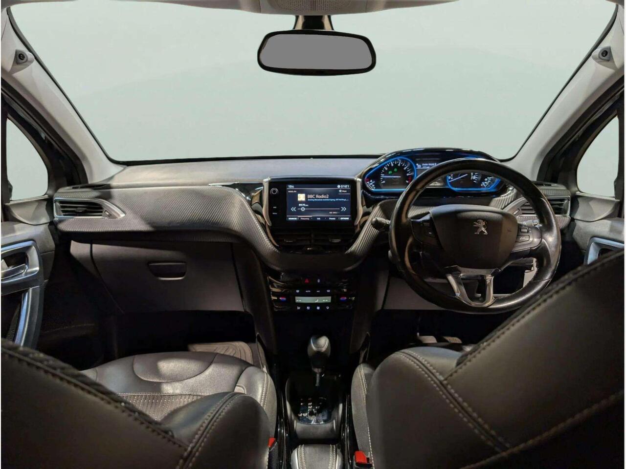 Peugeot 2008 LR67YKF Peugeot 2008 LR67YKF