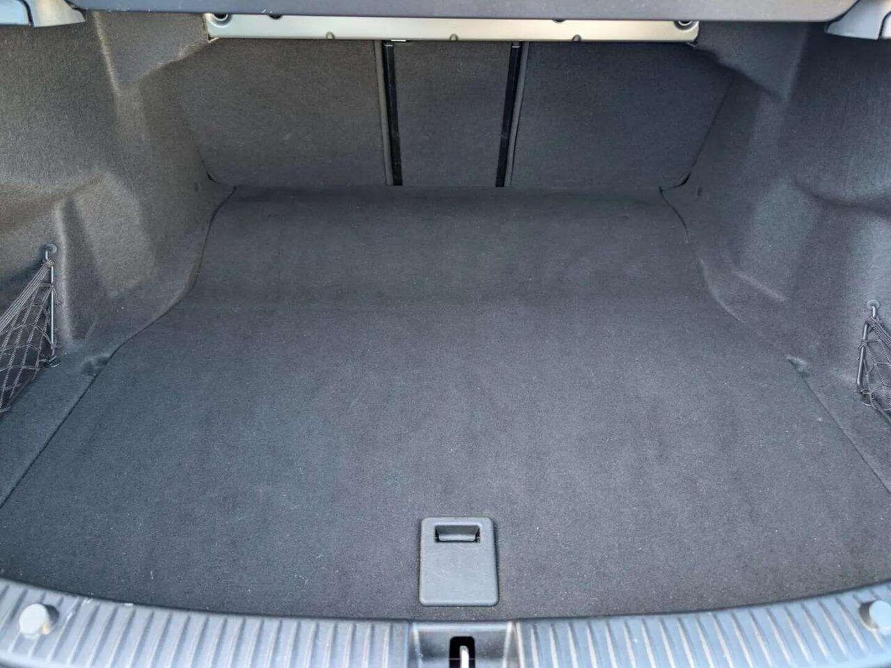 Mercedes-Benz C Class KM69GHB