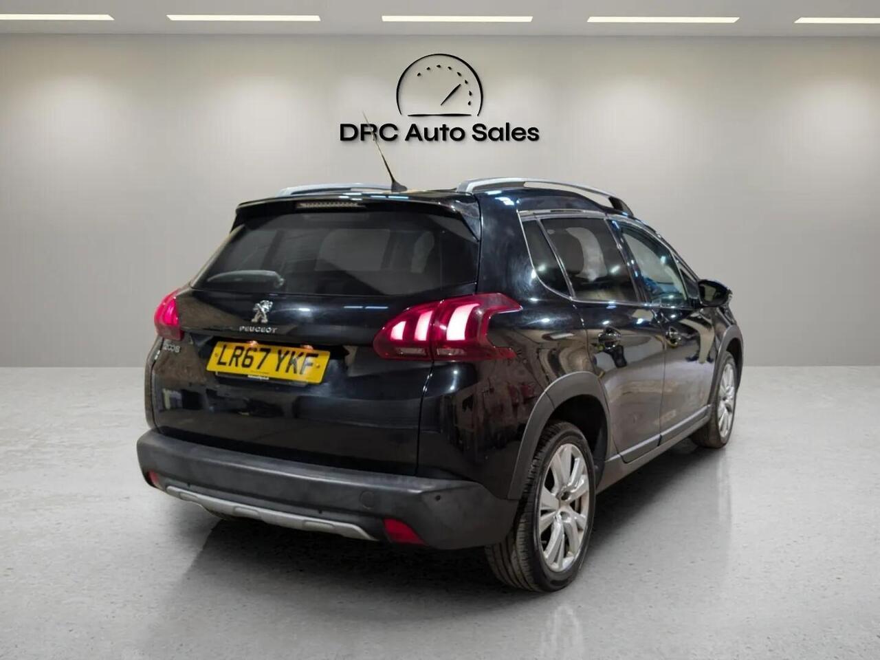 Peugeot 2008 LR67YKF Peugeot 2008 LR67YKF