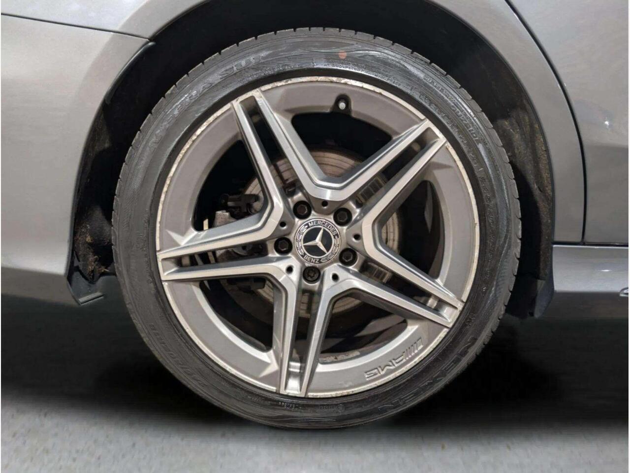 Mercedes-Benz C Class KM69GHB