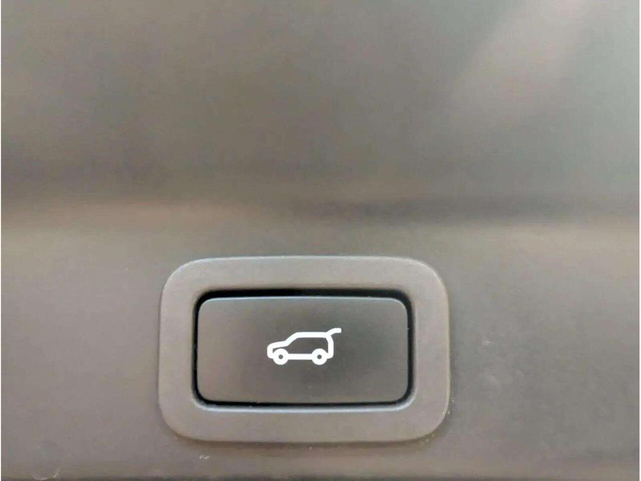 Jaguar F-PACE PJ17JUE