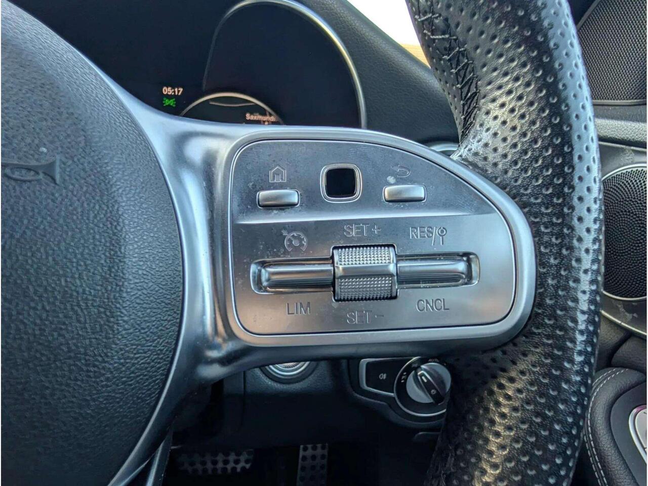 Mercedes-Benz C Class KM69GHB