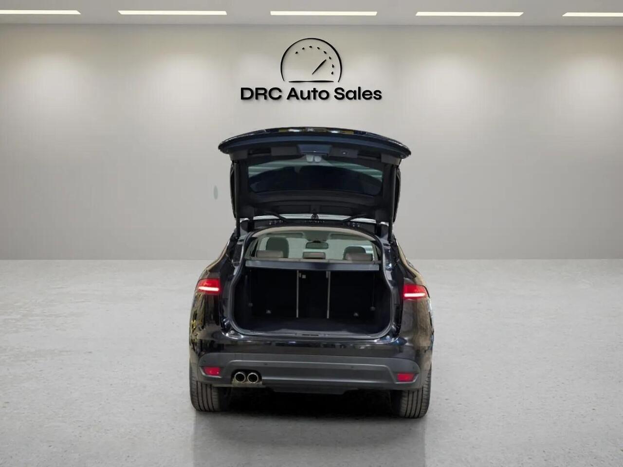 Jaguar F-PACE PJ17JUE