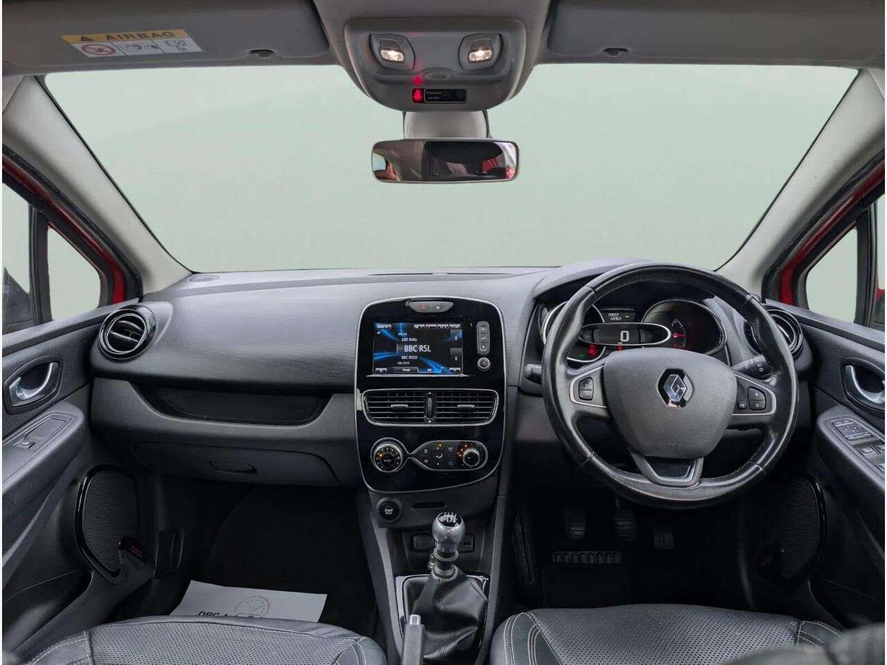 Renault Clio AY67ZRJ