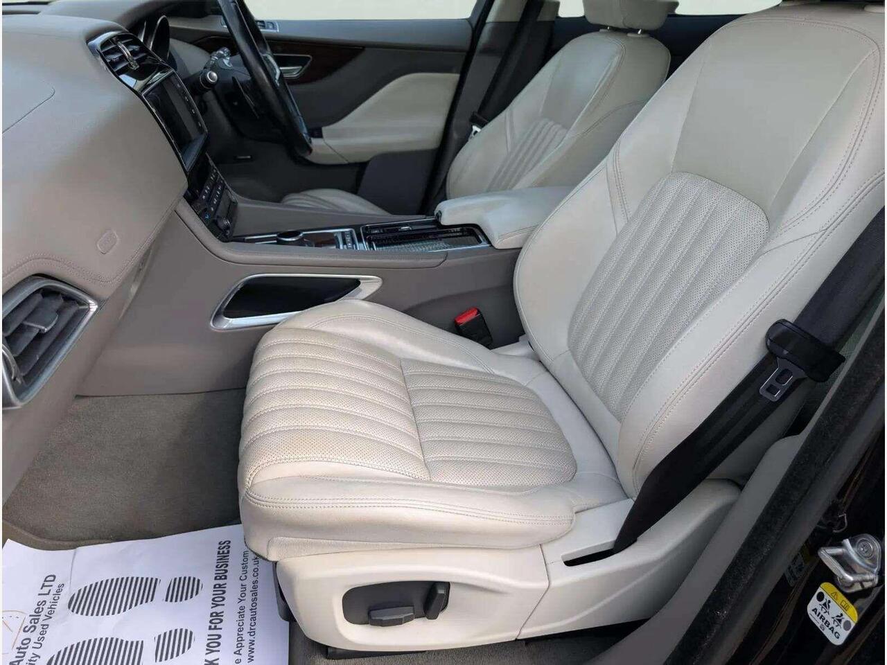 Jaguar F-PACE PJ17JUE