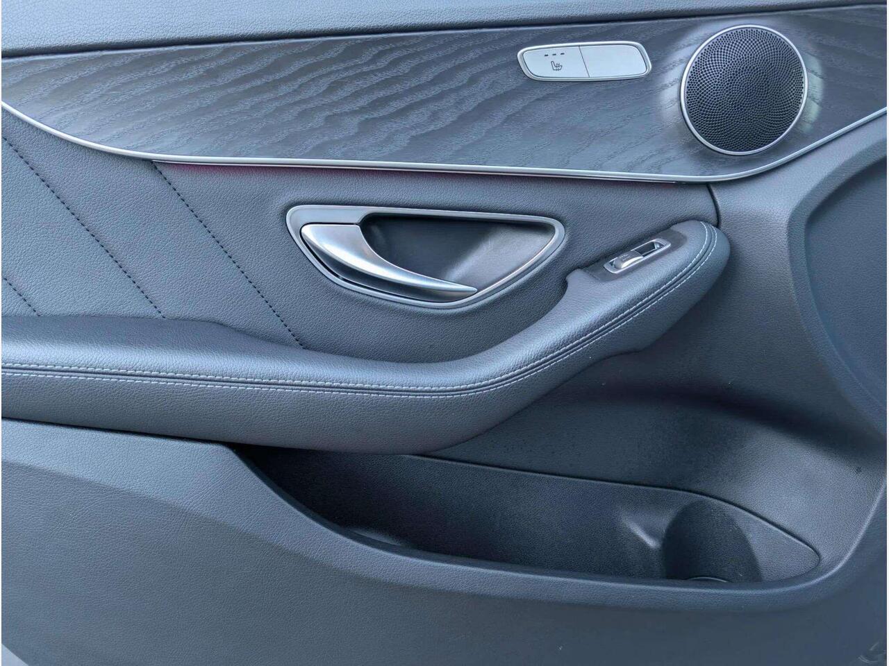 Mercedes-Benz C Class KM69GHB
