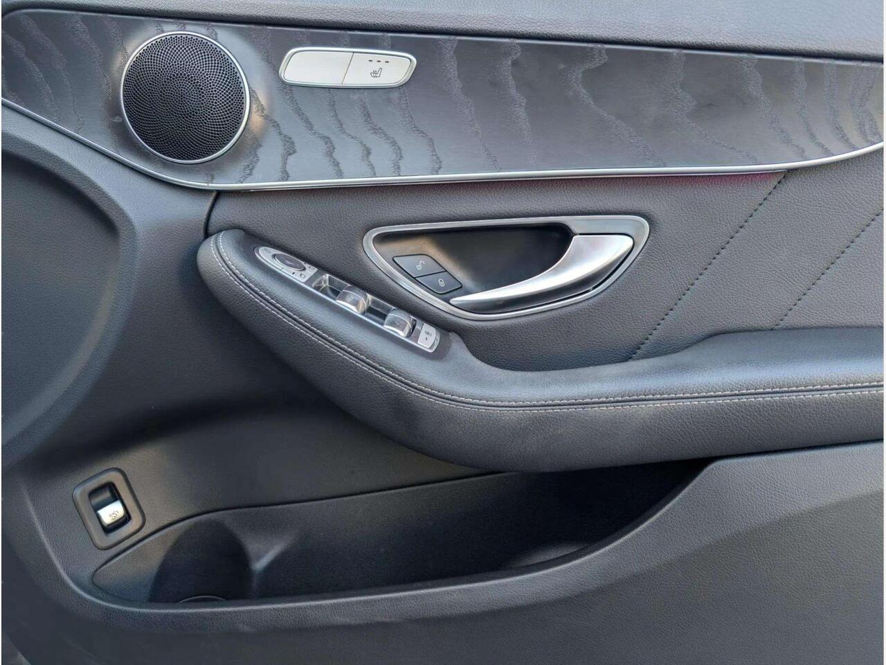 Mercedes-Benz C Class KM69GHB