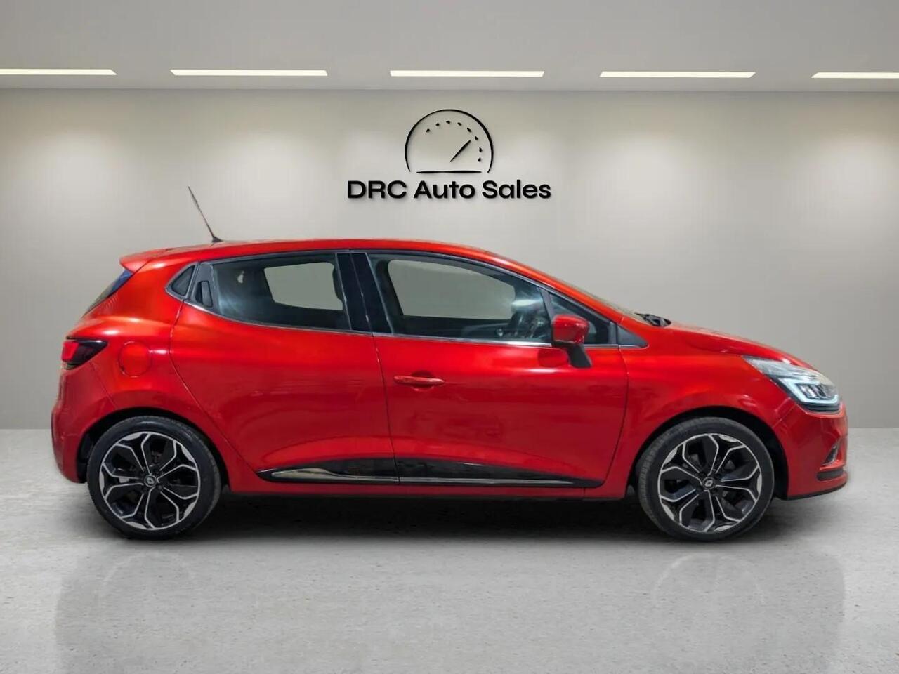 Renault Clio AY67ZRJ