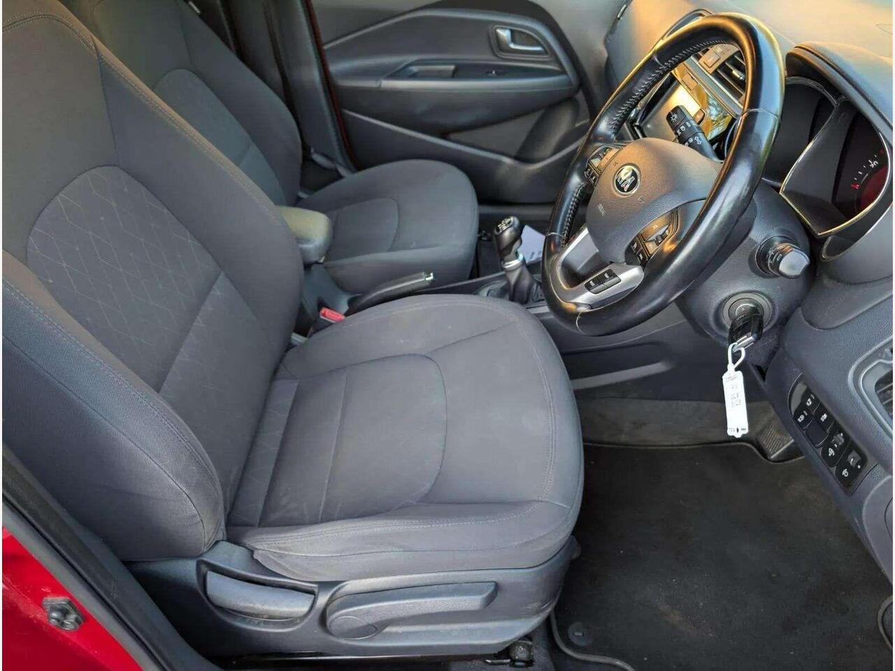 Kia Rio RJ16RJZ