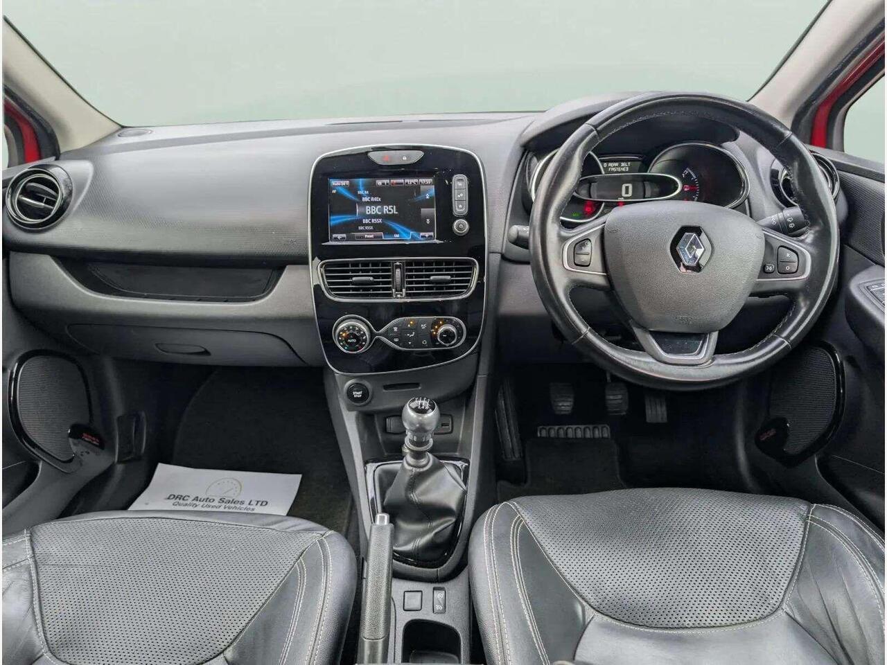 Renault Clio AY67ZRJ