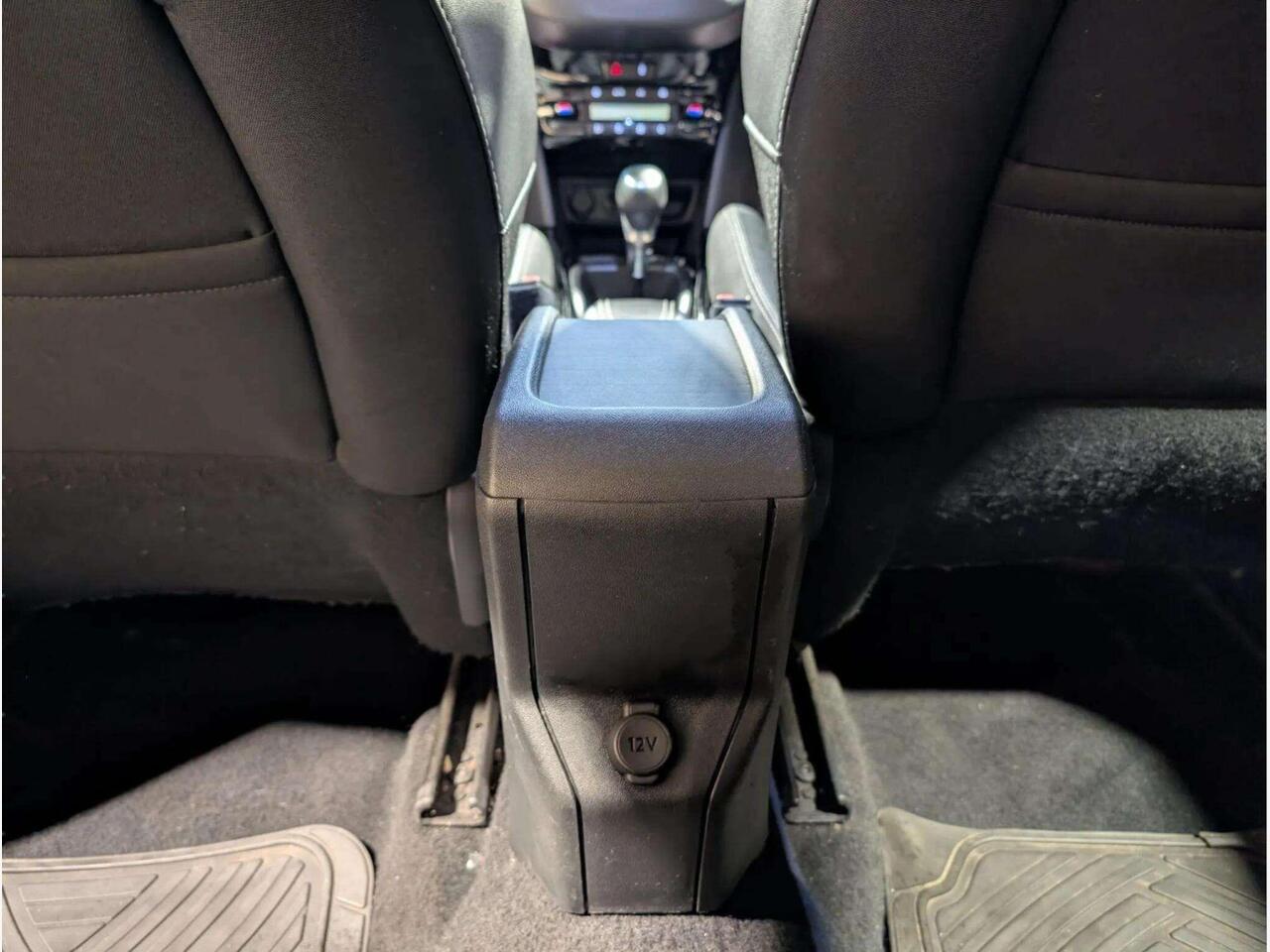 Peugeot 2008 LR67YKF Peugeot 2008 LR67YKF