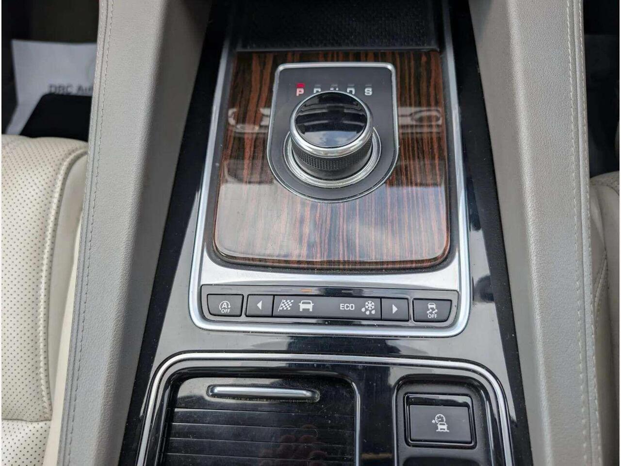 Jaguar F-PACE PJ17JUE