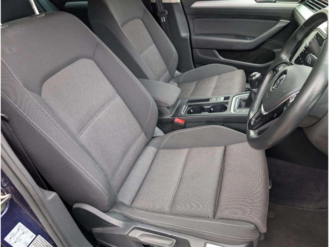 Volkswagen Passat GY67DYA Volkswagen Passat GY67DYA