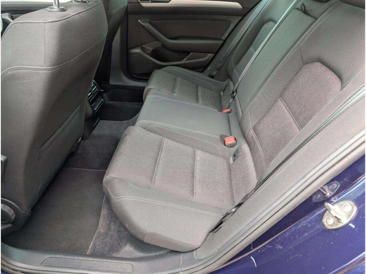 Volkswagen Passat GY67DYA Volkswagen Passat GY67DYA