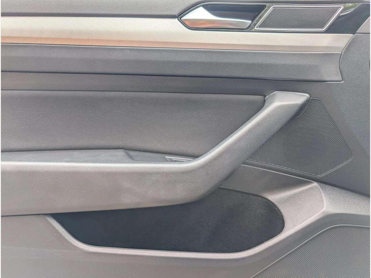 Volkswagen Passat GY67DYA Volkswagen Passat GY67DYA