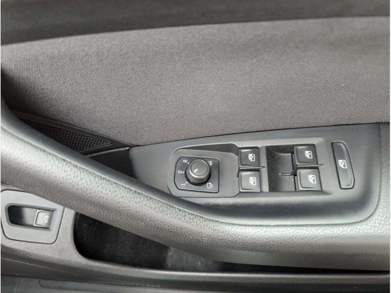 Volkswagen Passat GY67DYA Volkswagen Passat GY67DYA