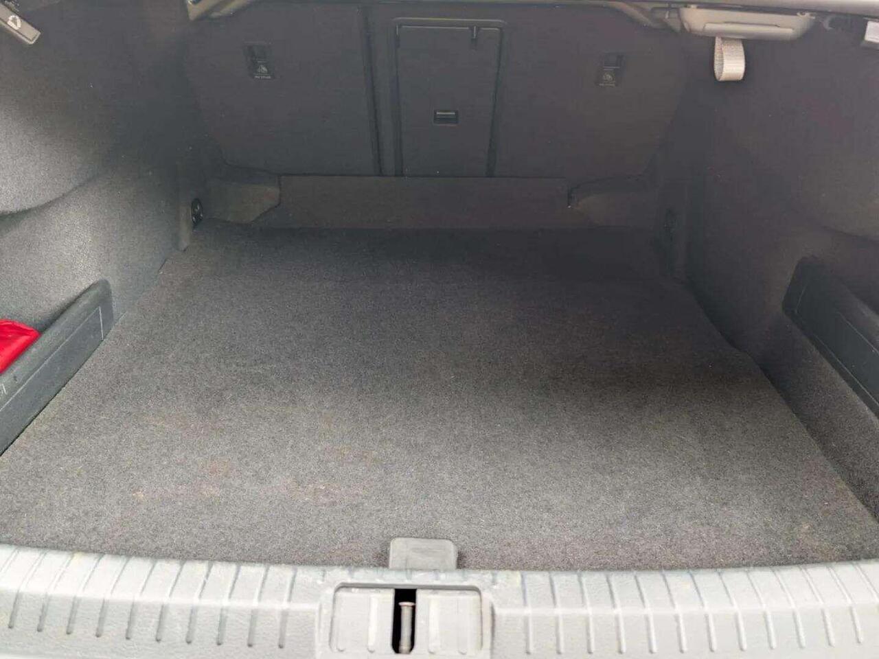 Volkswagen Passat GY67DYA Volkswagen Passat GY67DYA