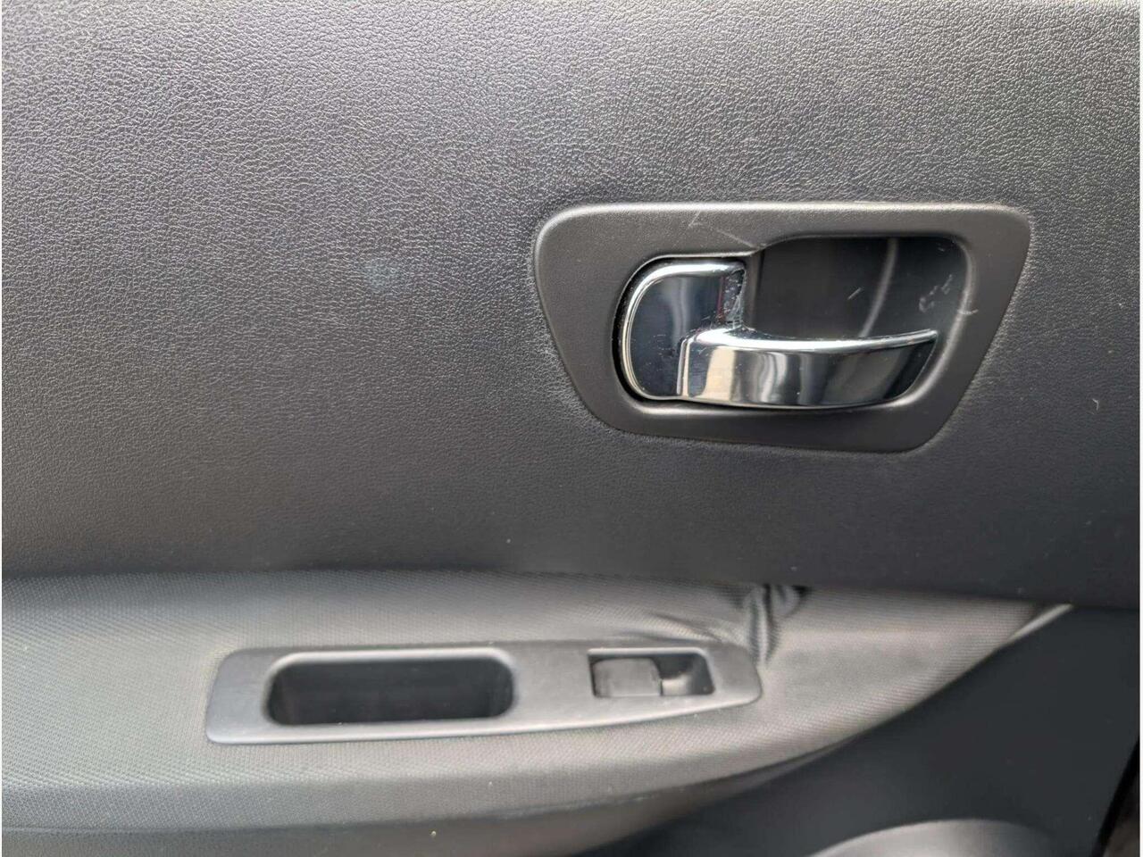 Nissan Qashqai KT59UOA Nissan Qashqai KT59UOA