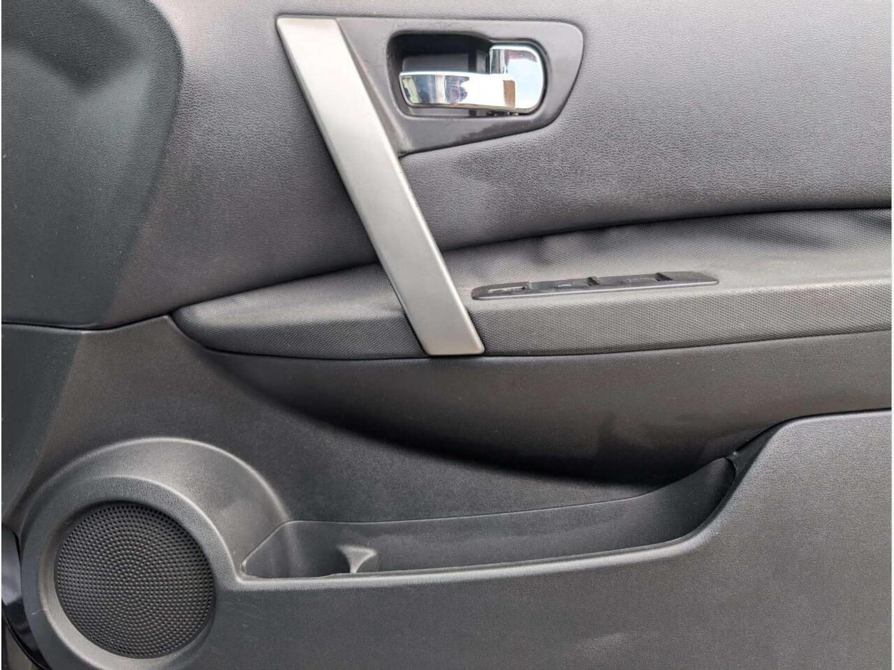 Nissan Qashqai KT59UOA Nissan Qashqai KT59UOA