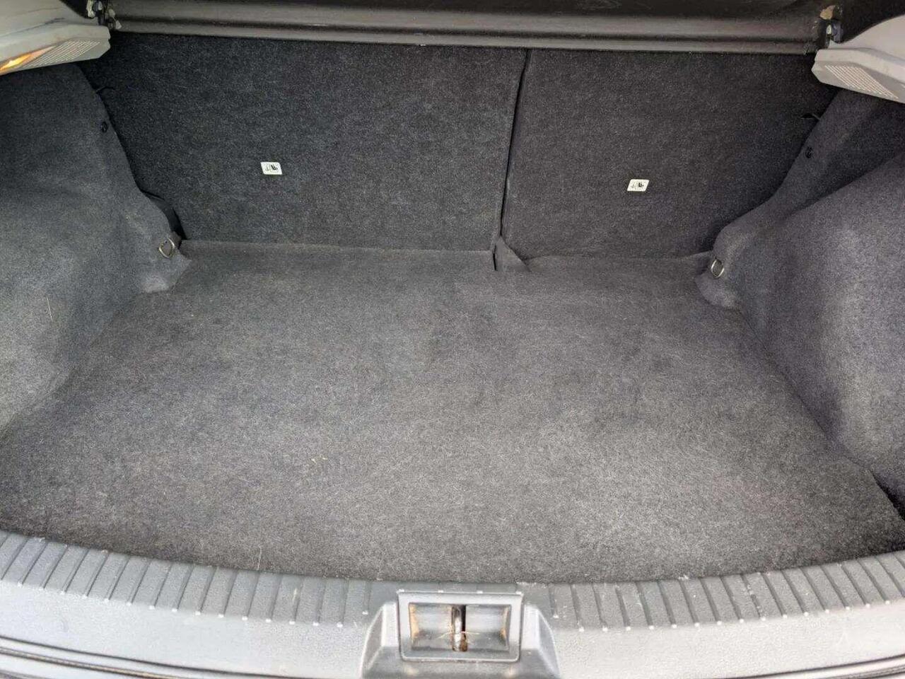 Nissan Qashqai KT59UOA Nissan Qashqai KT59UOA