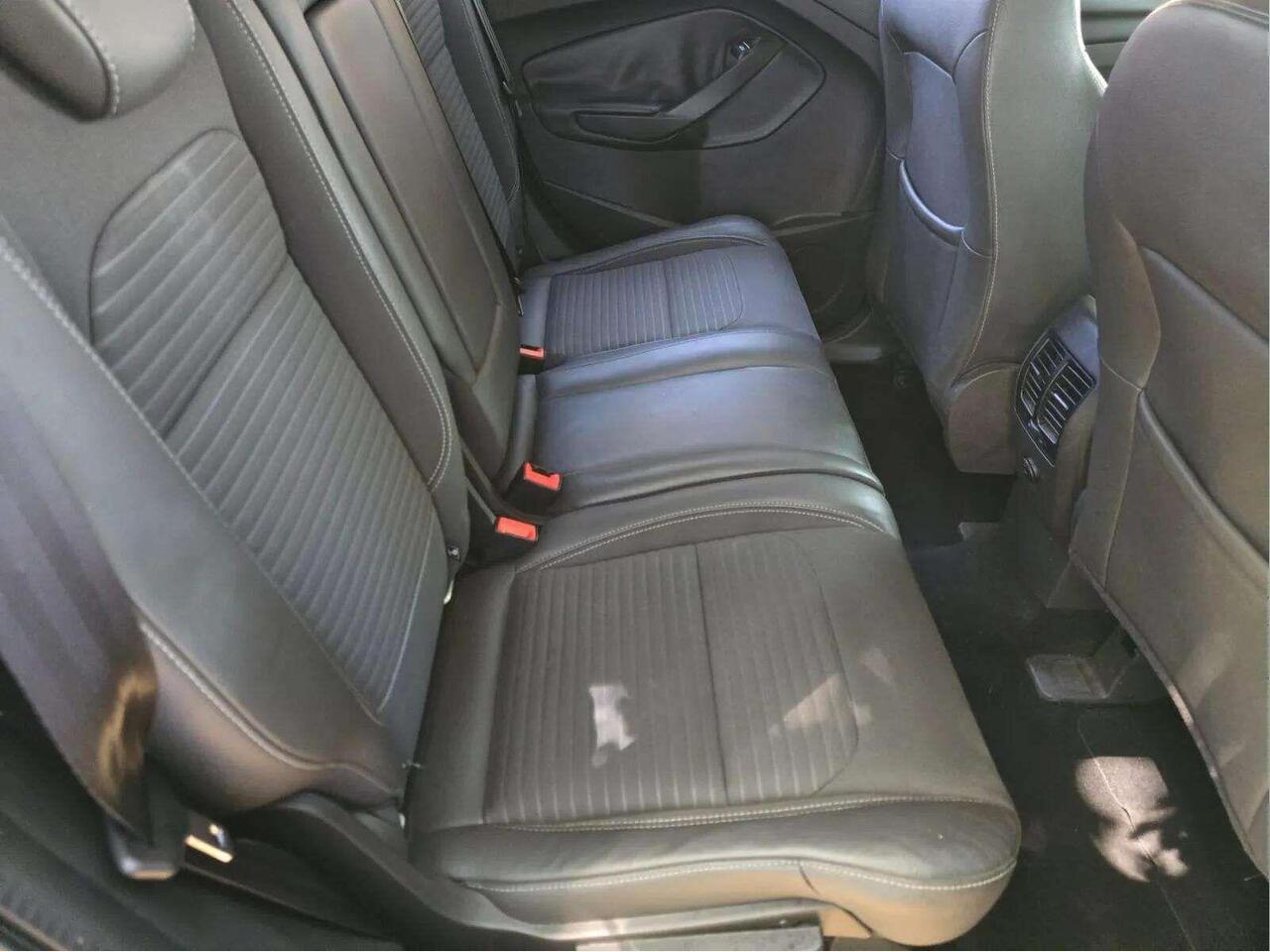 Ford Kuga DV67XHN Ford Kuga DV67XHN