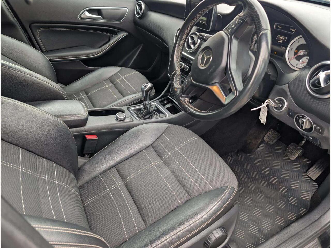 Mercedes-Benz A Class LP15NCF Mercedes-Benz A Class LP15NCF