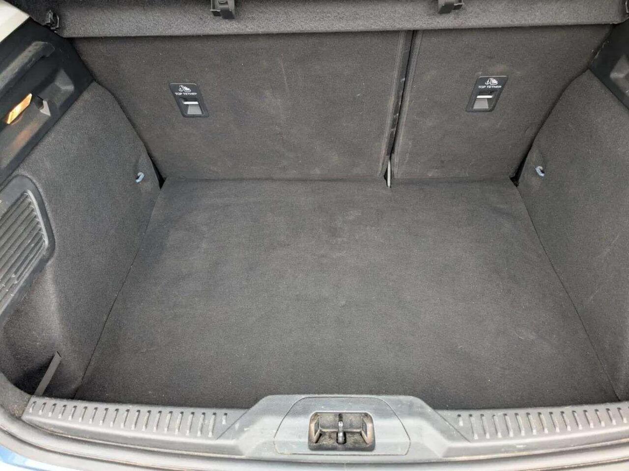 Ford Focus DS68YSW