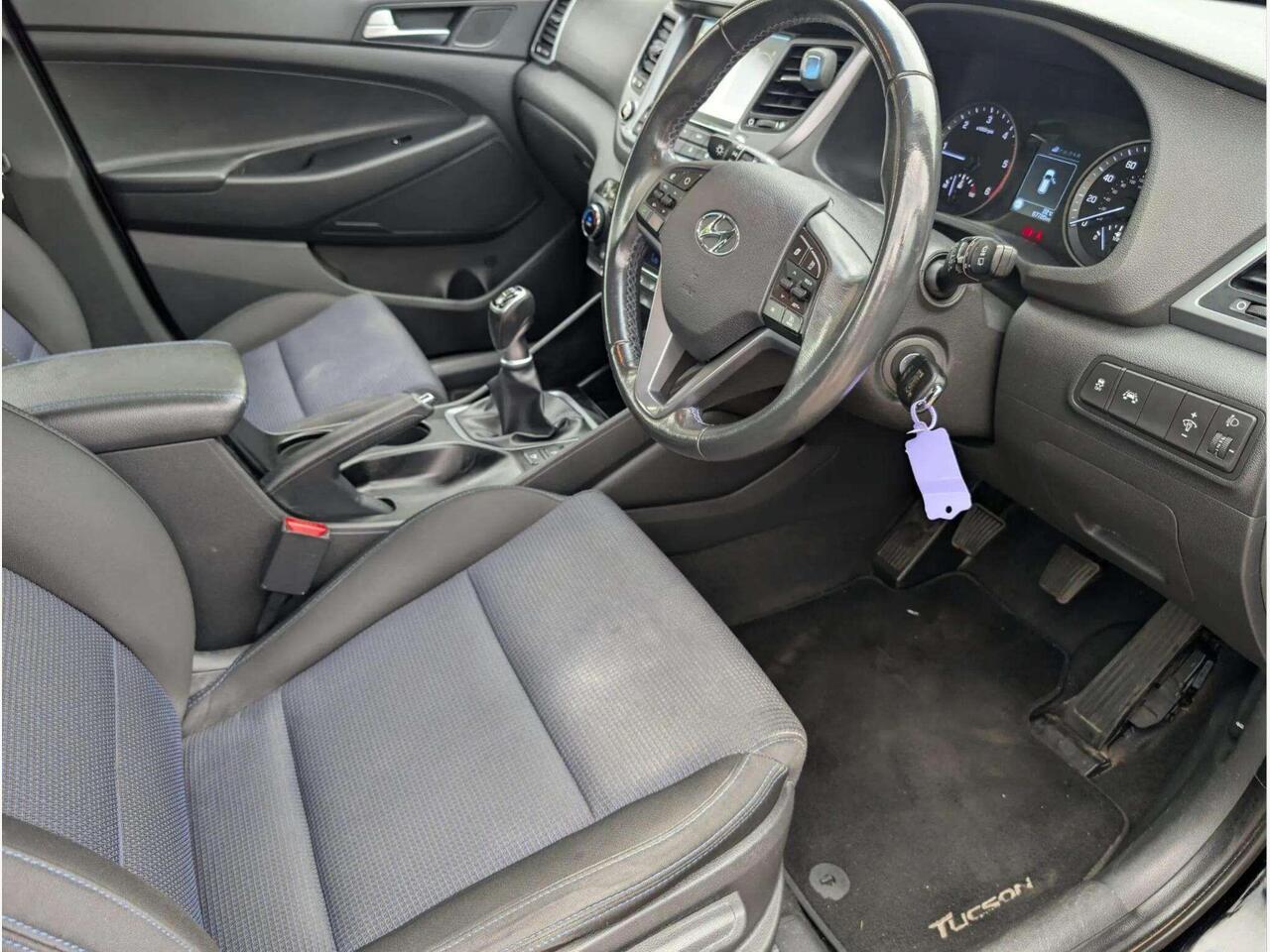 Hyundai TUCSON EJ65WNE Hyundai TUCSON EJ65WNE