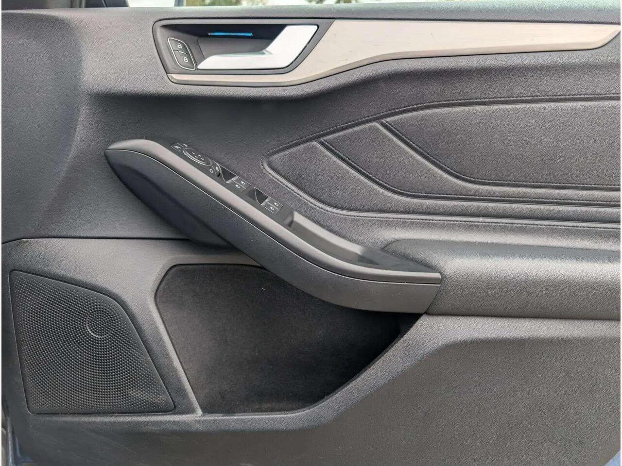 Ford Focus DS68YSW