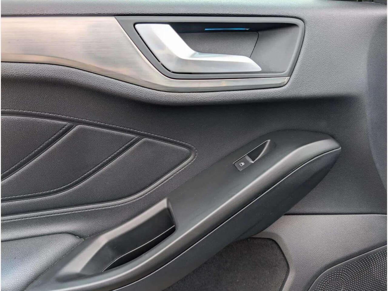 Ford Focus DS68YSW