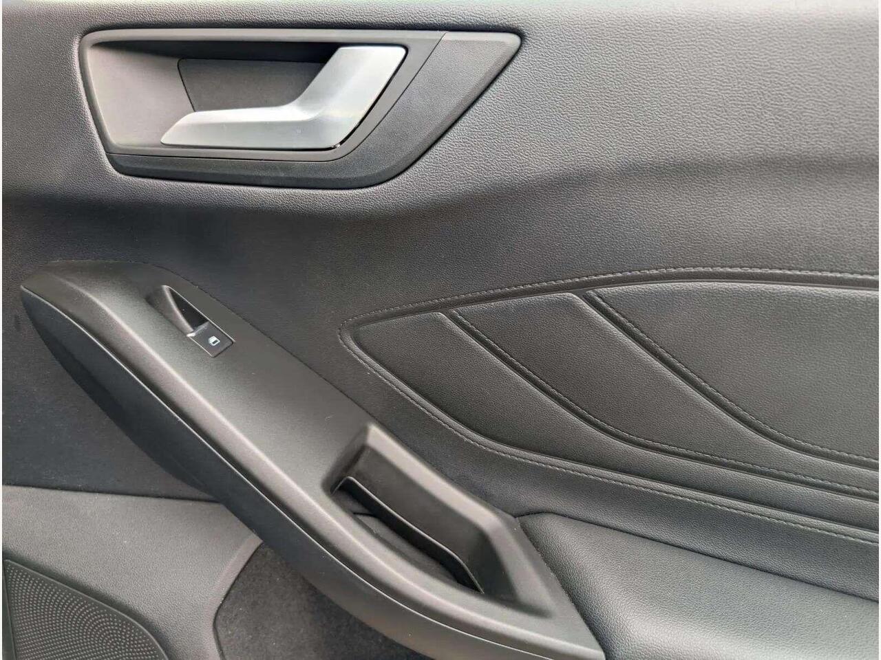 Ford Focus DS68YSW