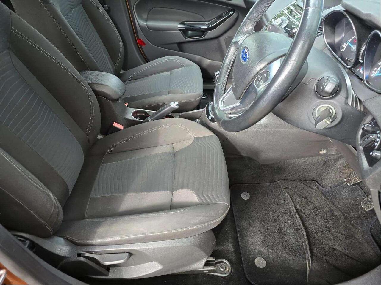 Ford Fiesta YR15YDU Ford Fiesta YR15YDU