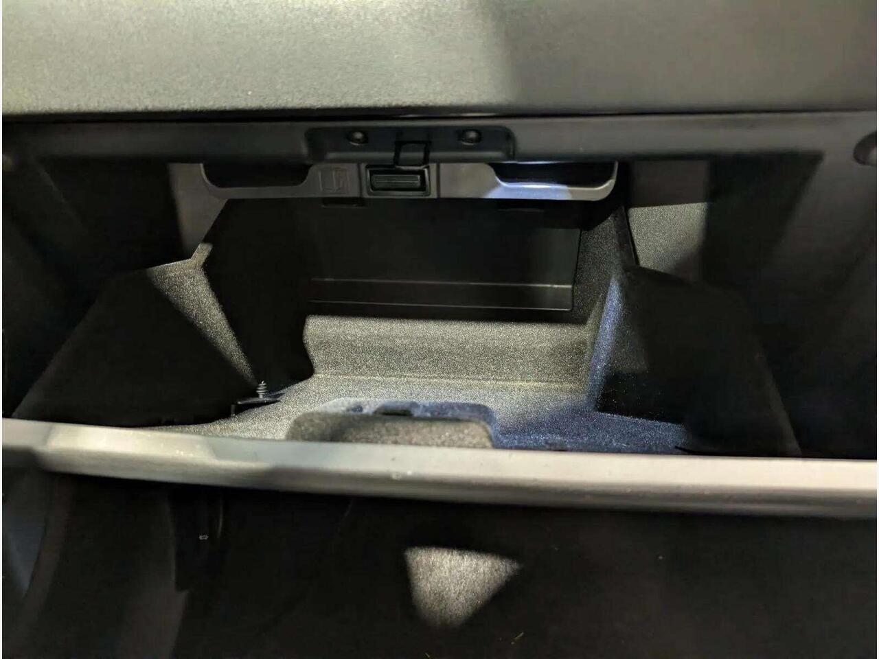 Land Rover Range Rover Evoque CX18UCV