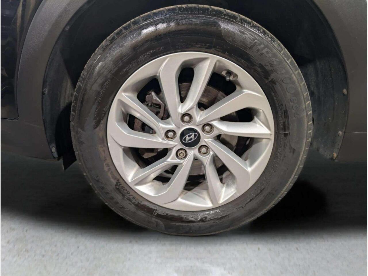 Hyundai TUCSON EJ65WNE Hyundai TUCSON EJ65WNE