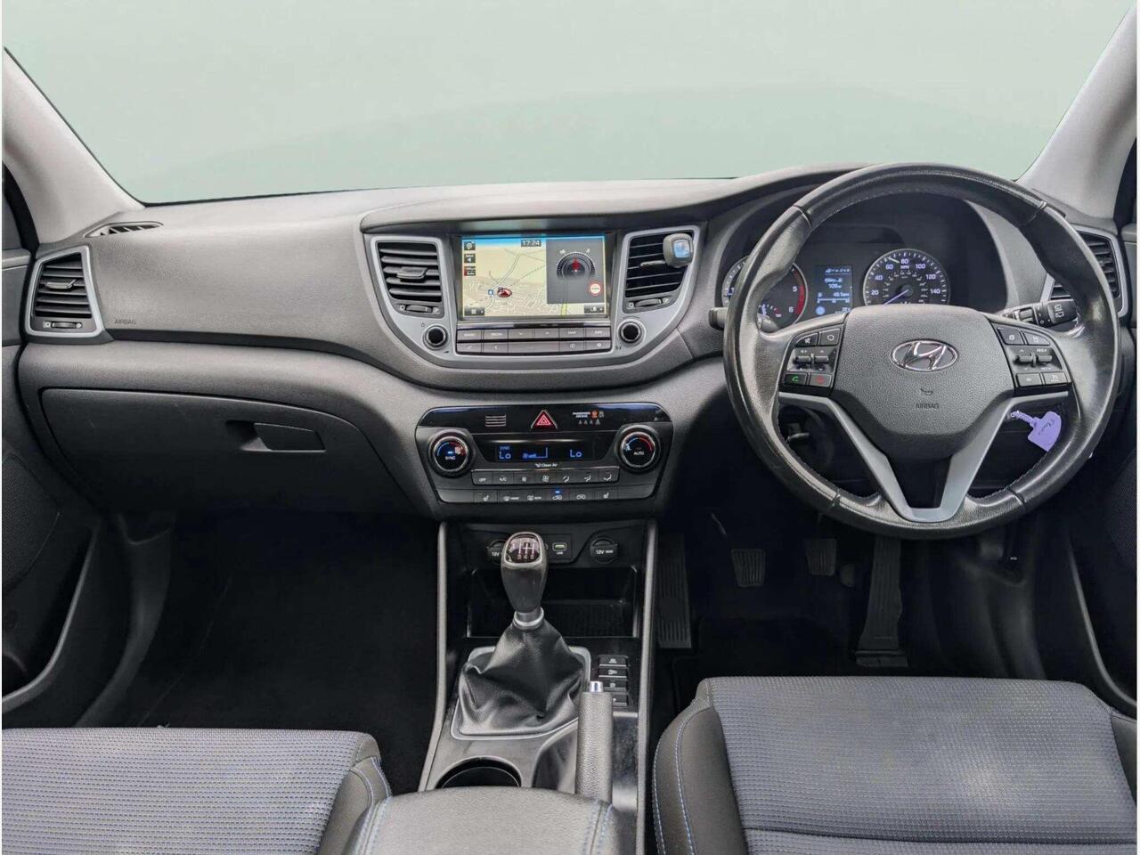Hyundai TUCSON EJ65WNE Hyundai TUCSON EJ65WNE